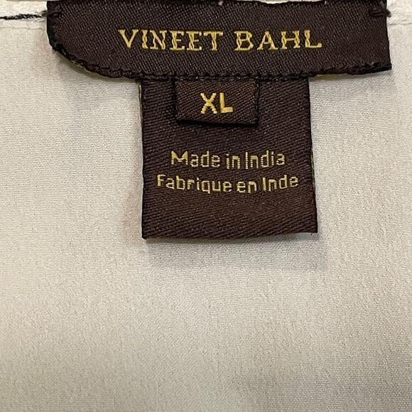 Vineet Bahl XL Embroidered Boho Tunic | Artisan Stitching Peasant Blouse India - Picture 3 of 7